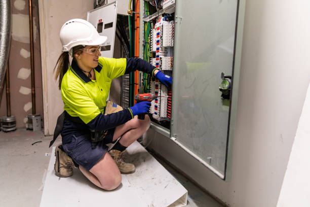 Best Affordable Emergency Electrician  in Pemberton Heights, NJ